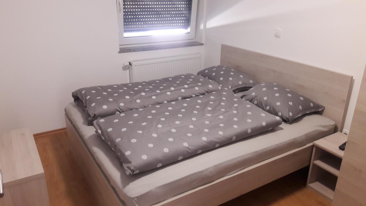 Hotel Gostilna Marta Oslusevci Exteriér fotografie